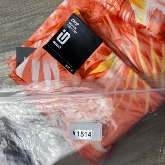 Ideology Crop High Rise Side Pocket Leggings JunglePeach Size Small - Picture 15 of 15